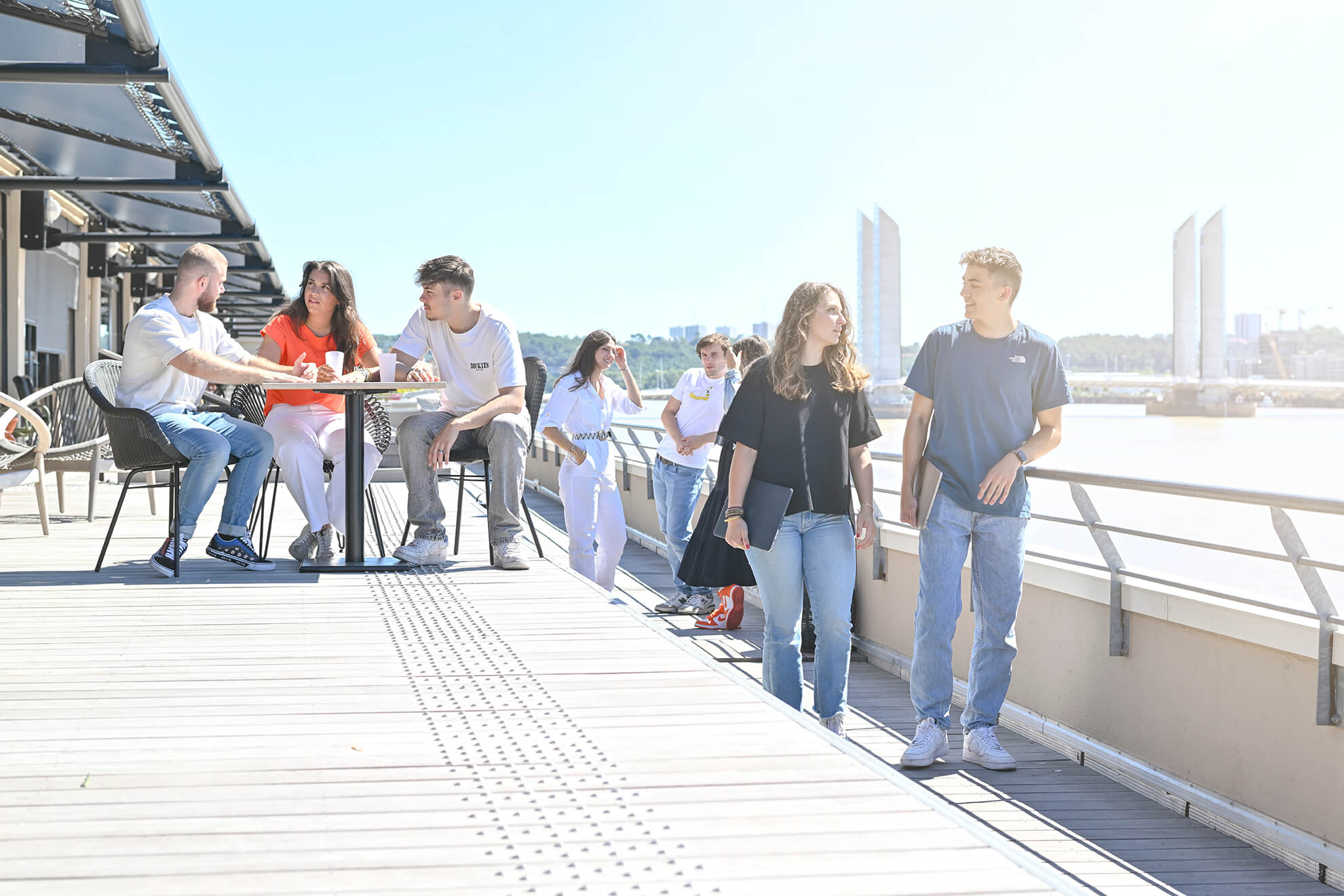 campus bordeaux chartrons omnes education